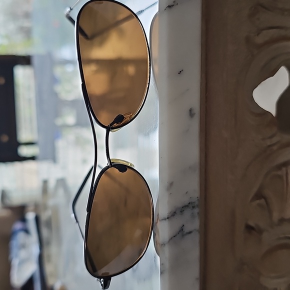 Oliver Peoples Other - OLIVER PEOPLES Authentic Polarized Vintage Speedster Sunglasses